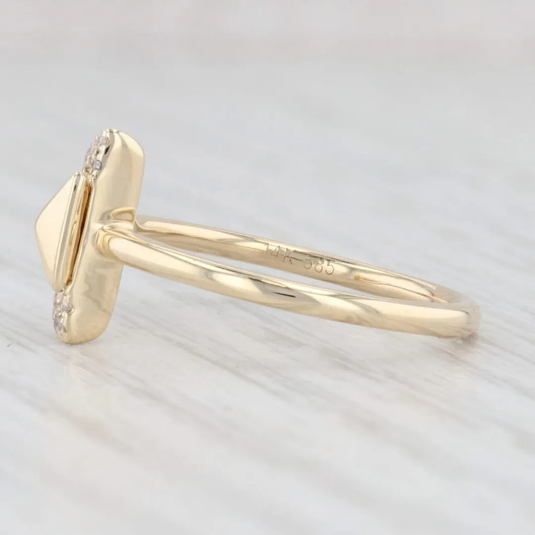 /public/photos/live/Dainty Round Moissanite Triangle Diamond Arrow Ring 778 (4).webp